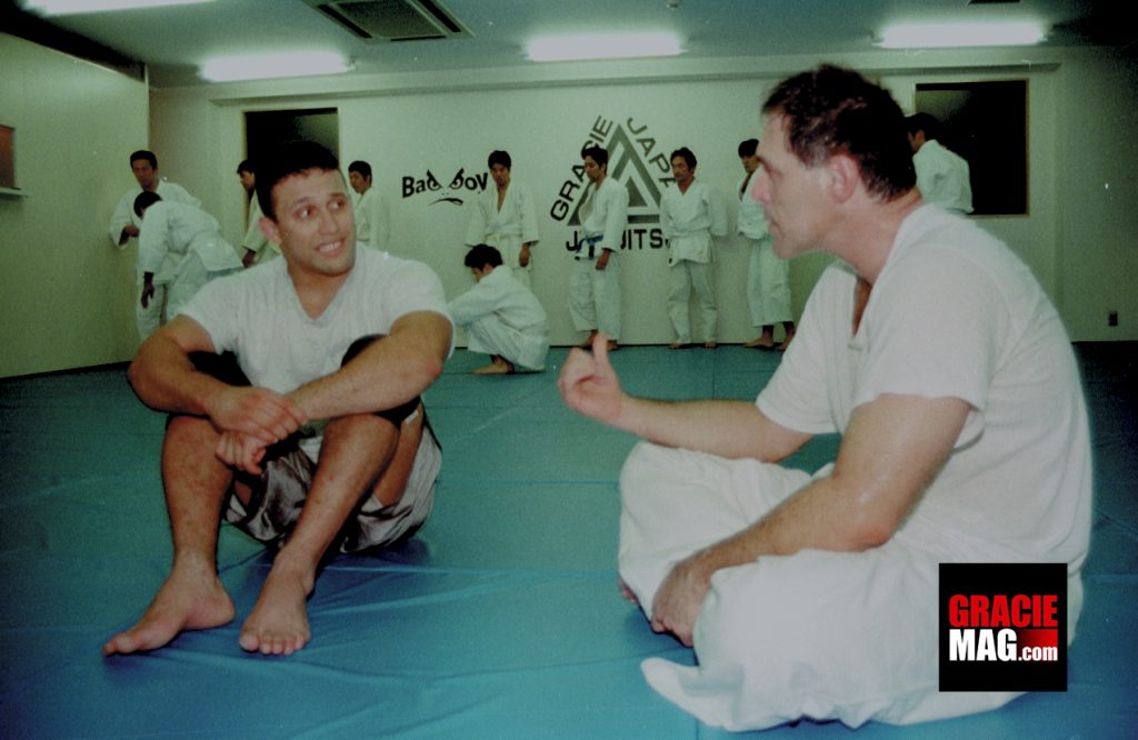 Renzo Gracie and Mauricio Gomes after training at Gracie Japan, in October of 1997.