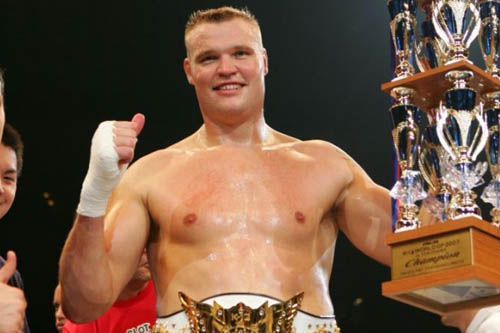 Semmy Schilt vence GP pela quarta vez / Foto: FEG