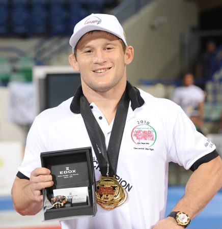 Calasans: “I gave them the run-around in returning the belt”