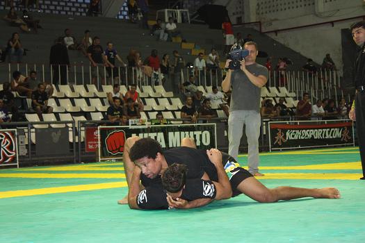 Confira 5 atletas do “TUF Brasil 2” que provaram ser bons de Jiu-Jitsu