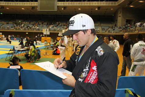 Do you know what to do in the “berimbolo”?