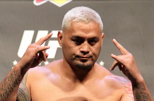 Mark Hunt volta às vitórias em grande estilo. Foto: Josh Hedges.