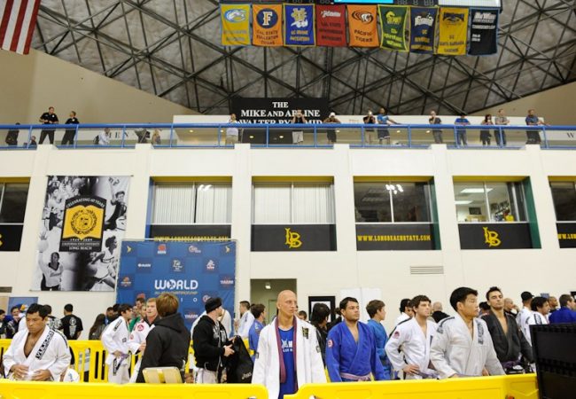 Mundial já atinge mil inscritos