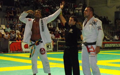 Jefferson celebrates win over Alexandre Ceconi at Brazilian Nationals. Photo: Carlos Ozorio