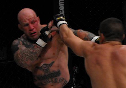 Monson versus Pedro Rizzo at Bitetti Combat 4. Photo: Carlos Ozorio