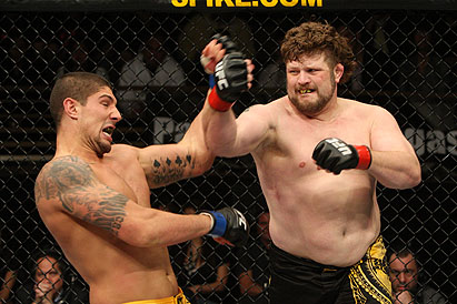 Chubby fighter heaps praise, but wants to face Cigano