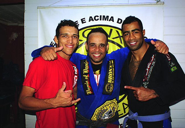 Bronx’s assessment: “I feel Efrain is less technical”