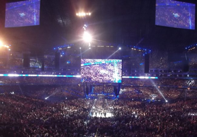 Must-see photos from UFC 129