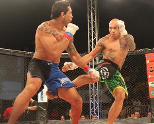 Cyborg used his shins handily against Zarate. Photo: Ivan Canello