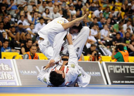 Kayron Gracie in action in Panama