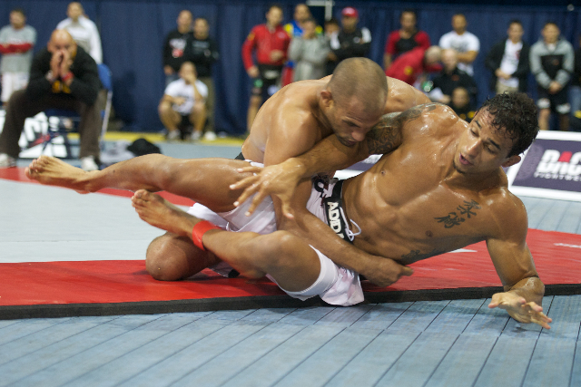 The invitee who stopped Rômulo Barral