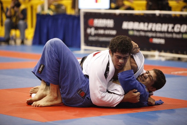 Preso na guarda? Libere e passe, como Otavio Sousa