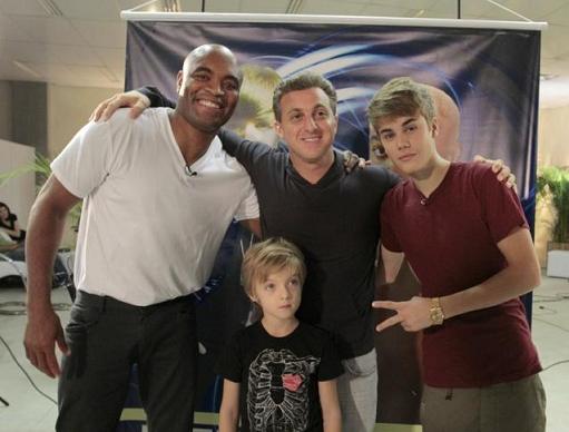 Anderson ataca numa dança que ajudou muita gente