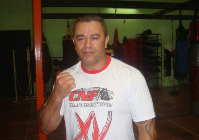 Master teaches Brazilian MMA in Iran