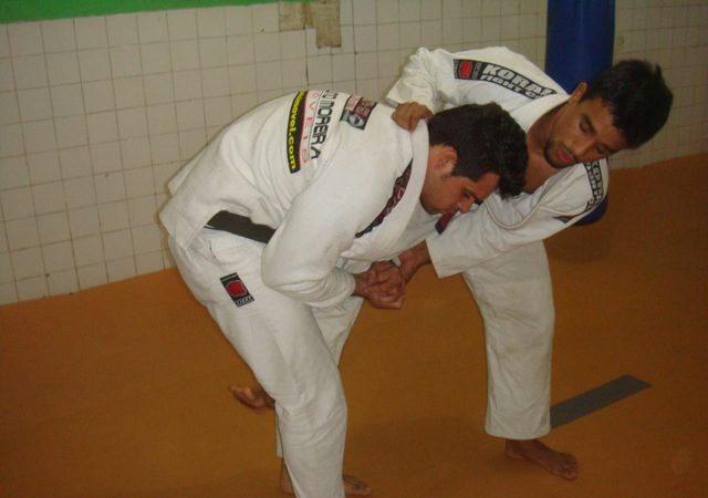 North/Northeastern Brazilian champ teaches counter with omoplata