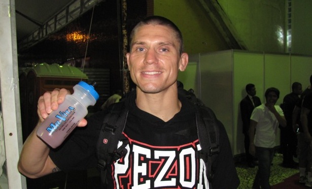 UFC Rio: Carlo Prater e a tática do “fogão à lenha” contra Erick