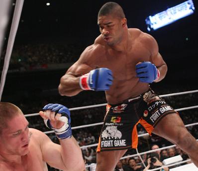 Cleared to fight, Overeem eyes Cigano and predicts knockout