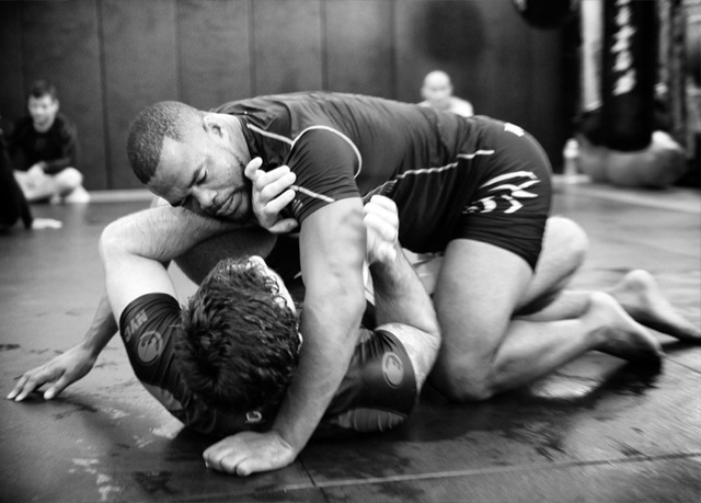 Rashad Evans treina Jiu Jitsu com Rolles Gracie para UFC. Fotos: Ray Santana.