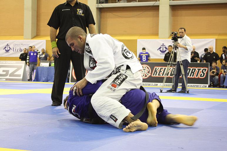 Rodolfo against Victor in absolute / Photo: Rafael Nogueira