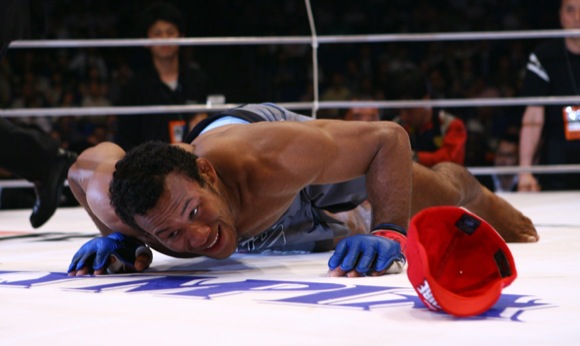 Astro do Jiu Jitsu Jacare comemora vitoria no Dream no Japao