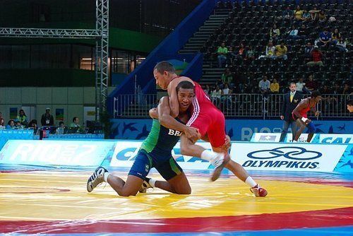 O faixa-preta de Jiu-Jitsu Raoni Barcellos durante o Pan 2007 no Rio. Foto: Divulgação.