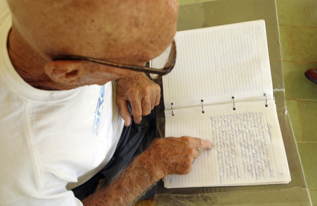 Grande Mestre Helio Gracie no sítio em Itapava, em 2004. Foto: Gustavo Aragão.