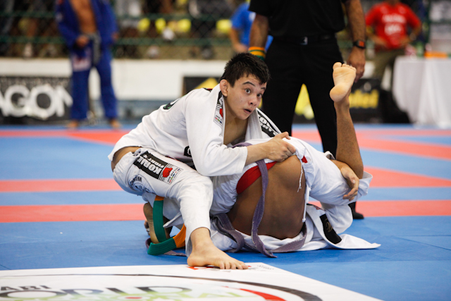Paulo Miyao fora da luta pelo ouro do roxa -64kg