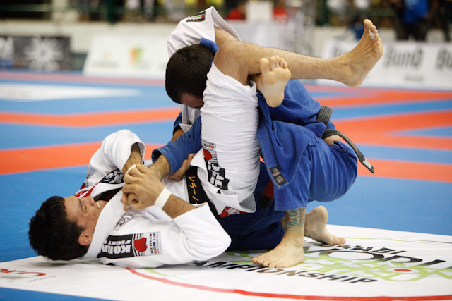 Bruno Frazatto finaliza no triângulo na seletiva do WPJJ em Gramado