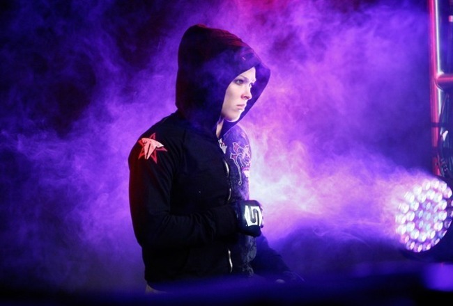 Video: Ronda Rousey’s slick Jiu-Jitsu in swift armbar over Kaufman