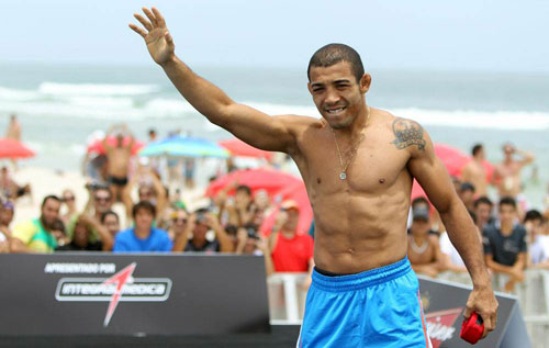 José Aldo durante o treino aberto para o UFC de janeiro, também no Rio. Foto: UFC