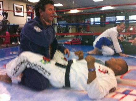 Ministro do STF Luiz Fux com Fredson Paixao em treino de Jiu Jitsu