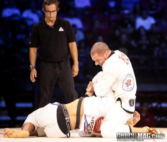 Rafael Lovato finaliza Kayron Gracie, pelo Metamoris Pro. Foto: Ivan Trindade/ GRACIEMAG