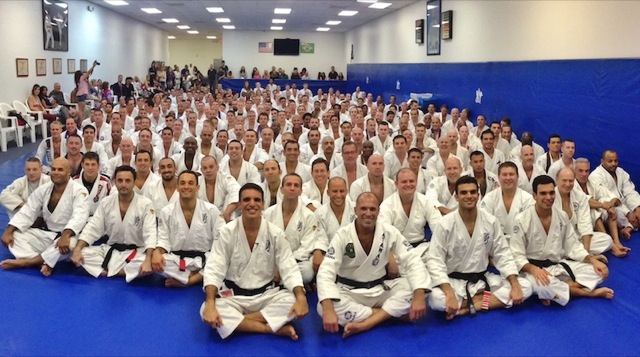 Royce Gracie na Gracie Miami em dezembro de 2012 Foto Divulgacao