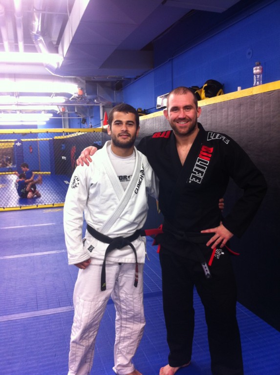 Belcher aprimora seu Jiu-Jitsu para o UFC 155. Foto: Divulgação