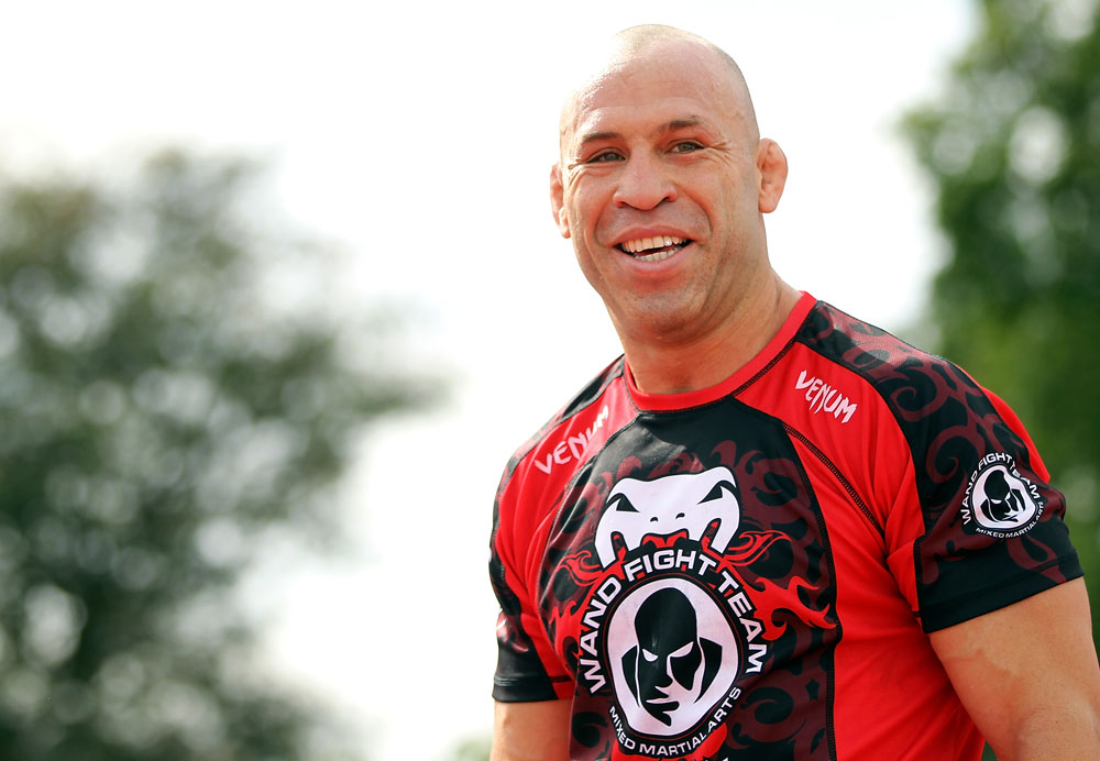 Wanderlei Silva dá apoio ao amigo Shogun. Foto: Josh Hedges/Zuffa LLC via Getty Images 