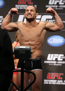 Frankie Edgar desceu de categoria para enfrentar Aldo. Foto: Josh Hedges/Zuffa LCC via Getty Images