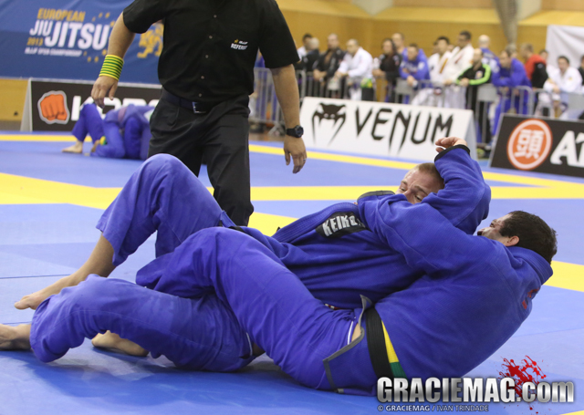 Leonardo Nogueira was too much for Alex Trans