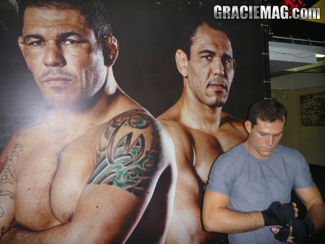 Roger Gracie no Rio de Janeiro treinando para Strikeforce