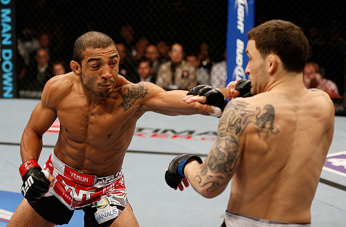 Aldo aceita a luta e avisa que será "Para quem gosta de porrada". Foto: Josh Hedges/Zuffa LCC via Getty Images