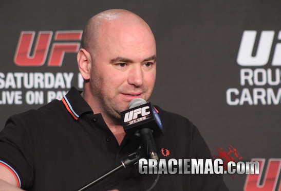 Dana White fala sobre a demissão de Fitch aos jornalistas. Foto: GRACIEMAG