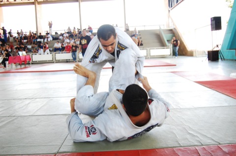 The Opponent Defended your Spider Guard? Sink a Triangle!