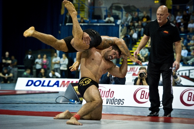 Rousimar Toquinho e Andre Galvao no ADCC 2011 na Inglaterra Foto Dan Rod