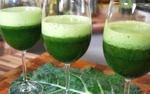 Use o suco verde para turbinar o seu corpo