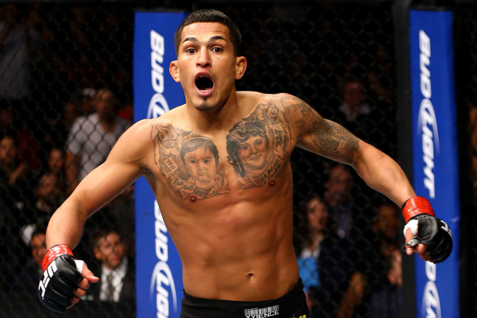 Pettis defeated Cerrone in the lightweight and now goes for the featherweight belt. Photo: Al Bello/Zuffa LCC via Getty Images