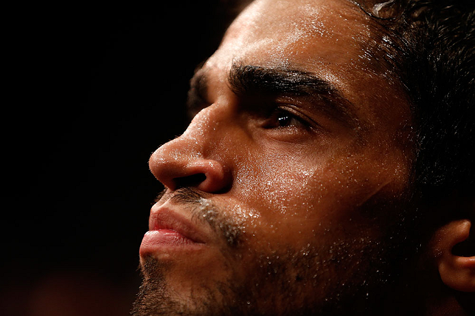 Thiago Tavares está suspenso do UFC por, no mínimo, 9 meses. Foto: Josh Hedges/Zuffa LCC via Getty Images
