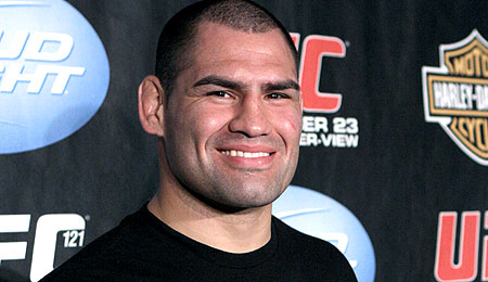 Cain Velasquez defende exame antidoping surpresa no UFC