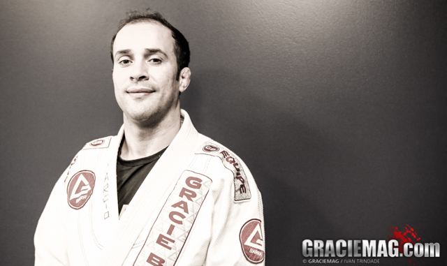 Marcinho celebrates another birthday and teaches a way to counter the single leg