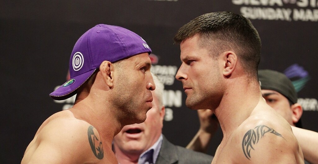 Wanderlei solta combinação e nocauteia Stann no segundo assalto. Foto: Josh Hedges/Zuffa LCC via Getty Images