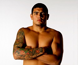 Braga Neto encara Anthony Smith em sua estreia no UFC, em Fortaleza