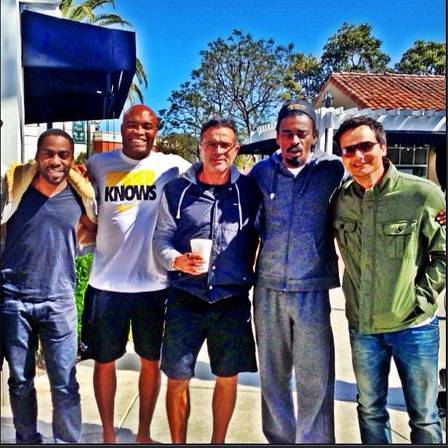 Lázaro, Anderson, Joinha, Seu Jorge e Wagner antes do treininho. Foto: Reprodução/Instagram